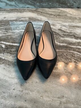 Nine West Black Pointed-Toe Flats with Neutral Insole